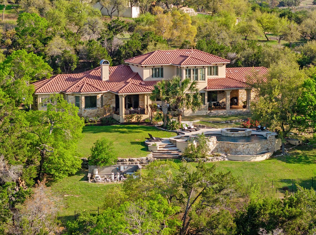 Stunning Hill Country Estate 